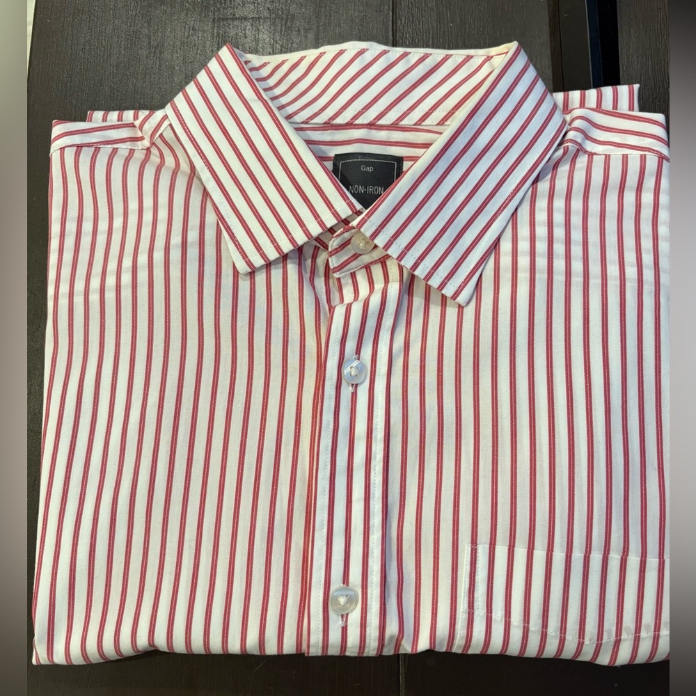 GAP Non-Iron Red & White Striped Dress Shirt – L